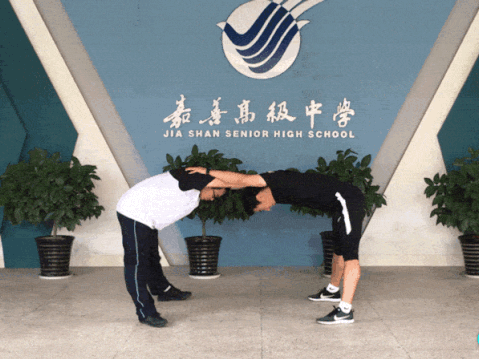 儿童如何在游戏中学习篮球技术_2